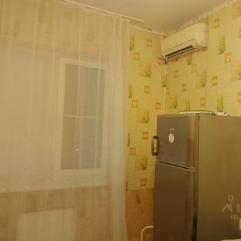 Продается 1-комнатная квартира, 40 м²
