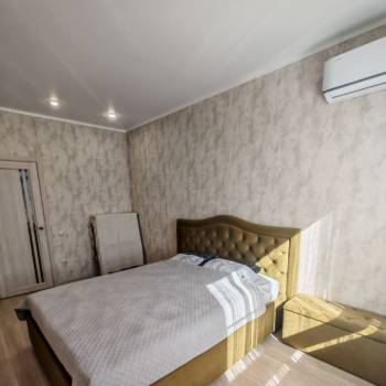 Продается 1-комнатная квартира, 32 м²