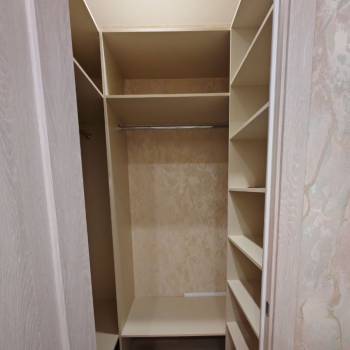 Продается 1-комнатная квартира, 32 м²