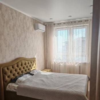 Продается 1-комнатная квартира, 32 м²