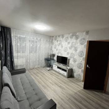 Сдается 1-комнатная квартира, 37 м²