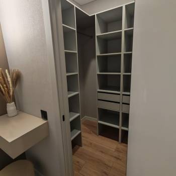 Продается 1-комнатная квартира, 47 м²