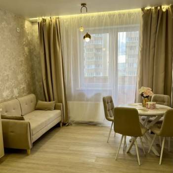 Сдается 1-комнатная квартира, 42 м²