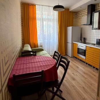 Сдается 1-комнатная квартира, 41 м²