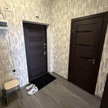 Сдается 1-комнатная квартира, 42 м²
