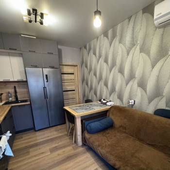 Продается 1-комнатная квартира, 35 м²