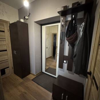 Продается 1-комнатная квартира, 35 м²