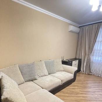 Продается 1-комнатная квартира, 36,7 м²