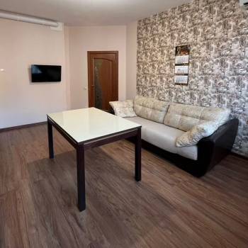 Продается Многокомнатная квартира, 95 м²