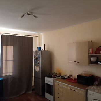 Продается 1-комнатная квартира, 35 м²