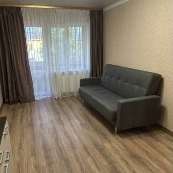 Сдается 1-комнатная квартира, 32 м²