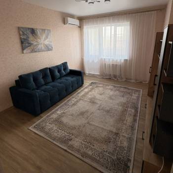 Сдается 1-комнатная квартира, 38,4 м²