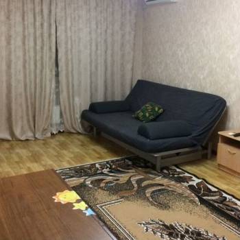 Сдается 1-комнатная квартира, 44 м²