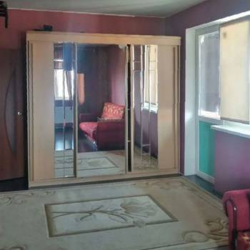 Продается 1-комнатная квартира, 50,4 м²