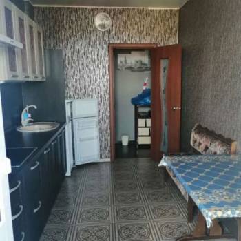 Продается 1-комнатная квартира, 50,4 м²