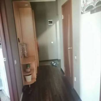 Продается 1-комнатная квартира, 50,4 м²
