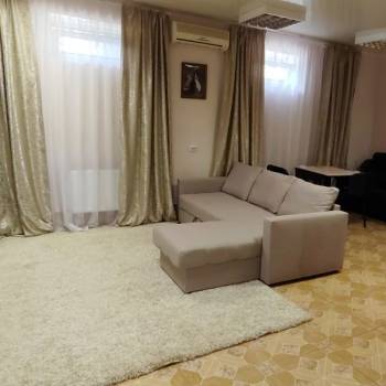 Продается 1-комнатная квартира, 38 м²