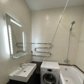 Сдается 2-х комнатная квартира, 72 м²