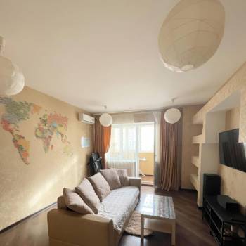 Сдается 2-х комнатная квартира, 72 м²