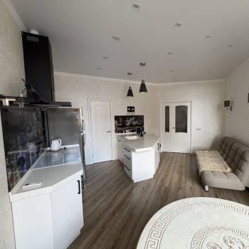 Продается 3-х комнатная квартира, 98,1 м²