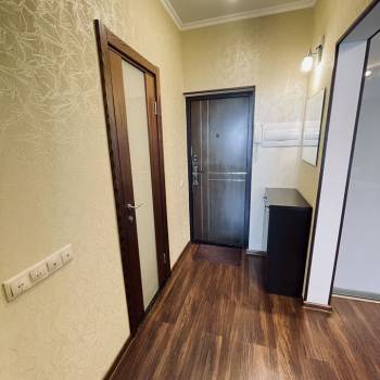Сдается 1-комнатная квартира, 50 м²