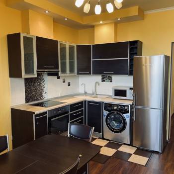 Сдается 1-комнатная квартира, 50 м²
