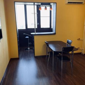Сдается 1-комнатная квартира, 50 м²