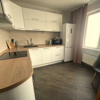 Сдается 1-комнатная квартира, 40 м²