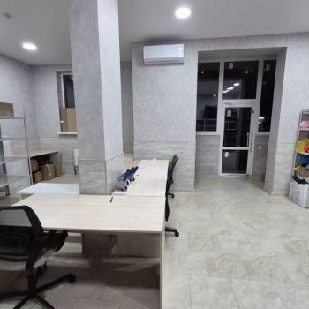 Продается Нежилое помещение, 153 м²