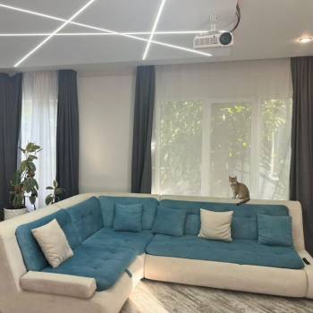 Продается Дом, 195 м²