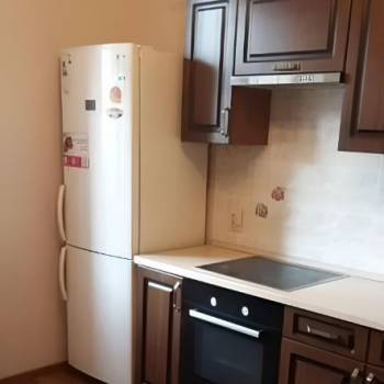 Сдается 1-комнатная квартира, 39 м²