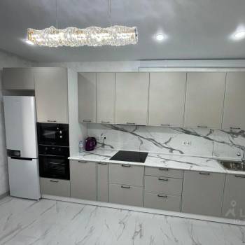 Сдается 2-х комнатная квартира, 79,7 м²
