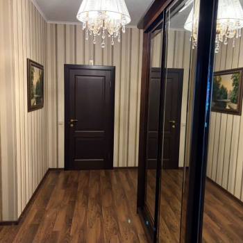 Сдается 2-х комнатная квартира, 89 м²