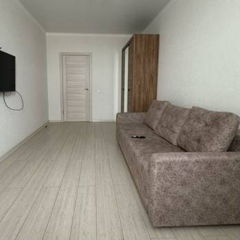 Сдается 1-комнатная квартира, 46 м²