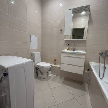 Сдается 1-комнатная квартира, 46 м²