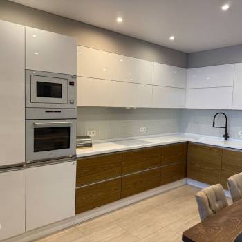 Продается 2-х комнатная квартира, 77,7 м²