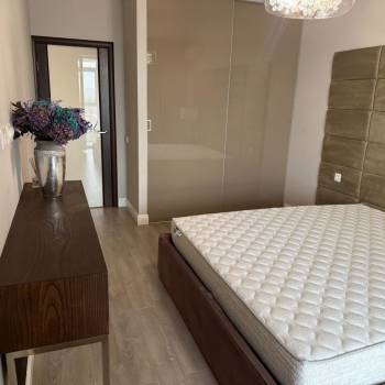 Продается 2-х комнатная квартира, 77,7 м²