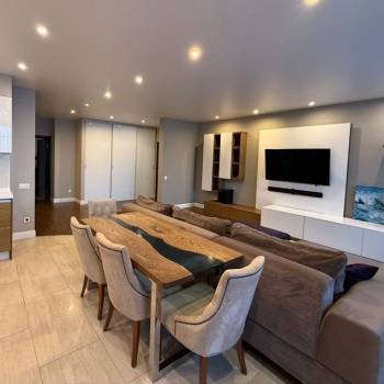 Продается 2-х комнатная квартира, 77,7 м²