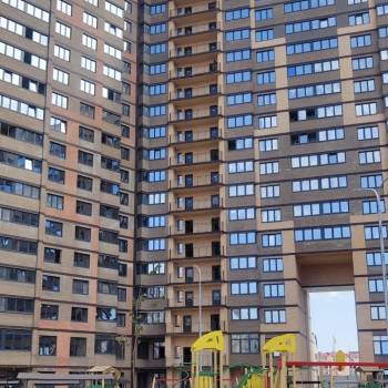 Сдается 1-комнатная квартира, 42 м²