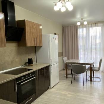 Сдается 2-х комнатная квартира, 65 м²