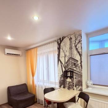 Продается 1-комнатная квартира, 28 м²