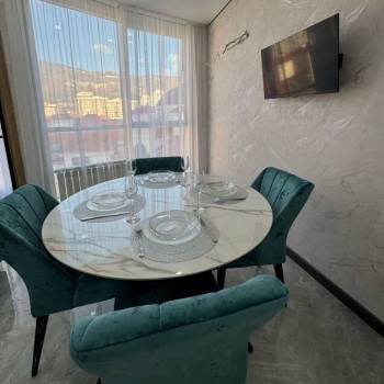 Продается 2-х комнатная квартира, 56 м²