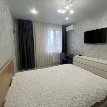 Сдается 1-комнатная квартира, 50 м²