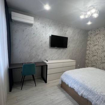 Сдается 1-комнатная квартира, 50 м²