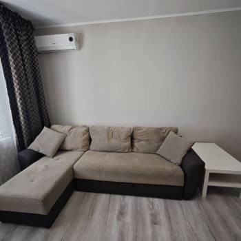 Сдается 1-комнатная квартира, 45 м²