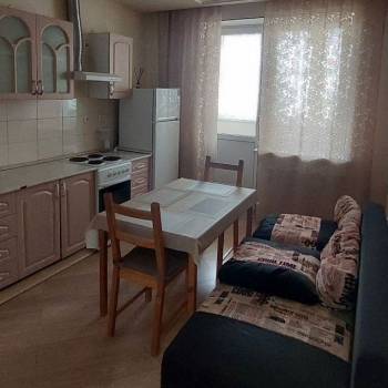 Сдается 1-комнатная квартира, 39,7 м²