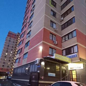 Сдается 2-х комнатная квартира, 65 м²