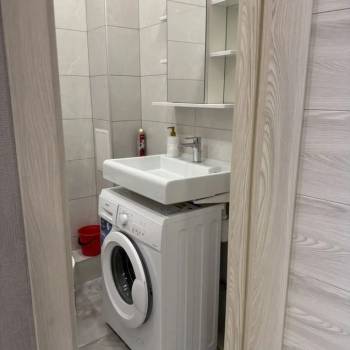 Продается 1-комнатная квартира, 35 м²