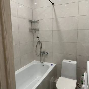 Продается 1-комнатная квартира, 35 м²