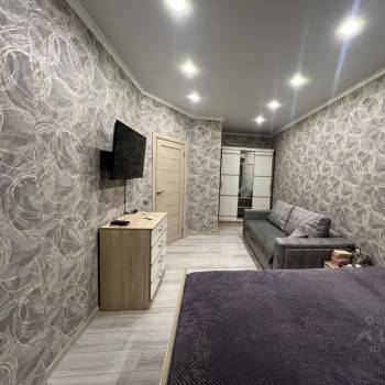 Продается 1-комнатная квартира, 36,6 м²